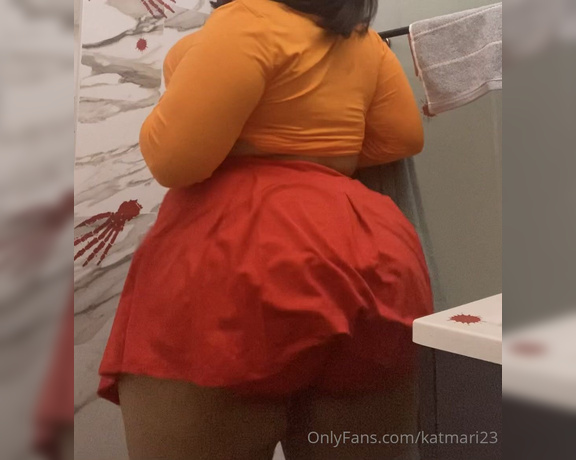 Kathrynn Marie aka katmari23 OnlyFans - Jinkies shaggy don’t forget to look @ my Amazon wishlist & tip