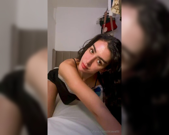 Zi Cavalli aka zicavallii OnlyFans Video 4509