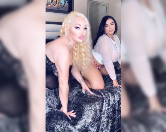 Everyone Loves Tanya aka everyonelovestanya OnlyFans - Barbie & Diamond Ask for FULL Video in messages