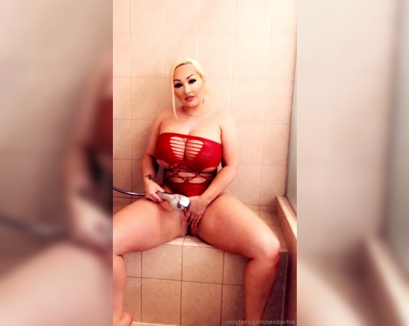 Everyone Loves Tanya aka everyonelovestanya OnlyFans - Want to shower with me