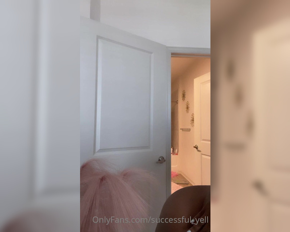 Successful Yell aka successful_yell OnlyFans - Come see how far deep can it go in my butt