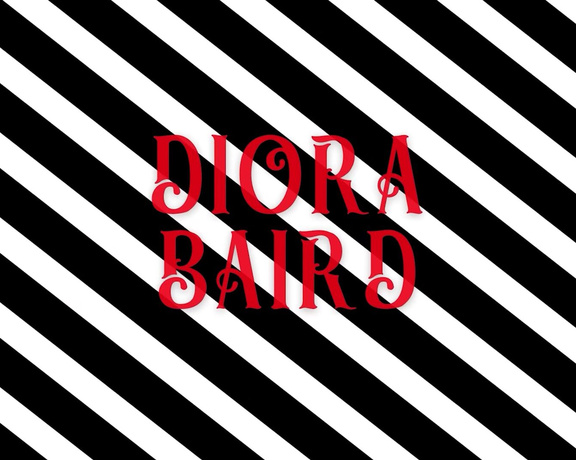 Diora Baird aka diorabaird OnlyFans - Show me some love and I’ll show it back, minus the big bow