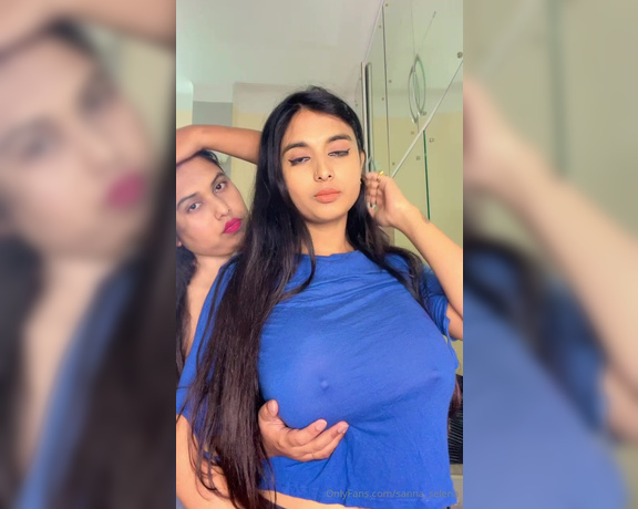 Sanna and Selena aka sanna_selena OnlyFans Video - Selena rubbing sannatis niippple