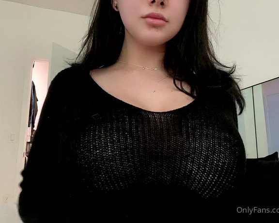 Mimsy Heart aka mimsyheart OnlyFans Video - teasing u with my big titties