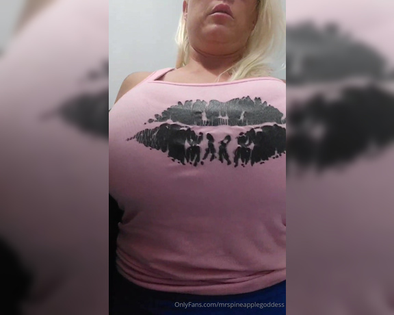 Mrs pineapple goddess aka mrspineapplegoddess OnlyFans Video - Airplane bathroom nudes