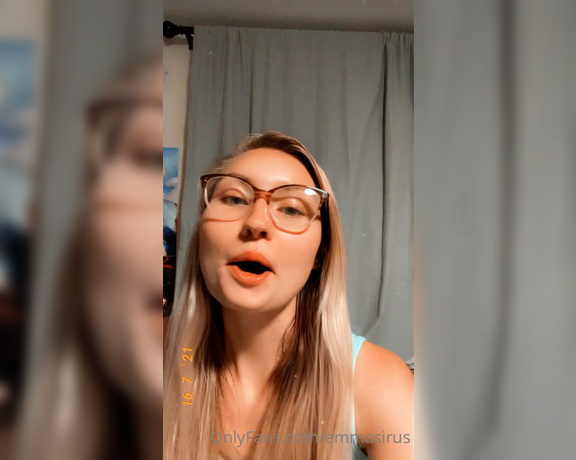 Emma Sirus aka emmasirus OnlyFans Video - Heres just a quick update about my walls, Im so excited to cover them up even