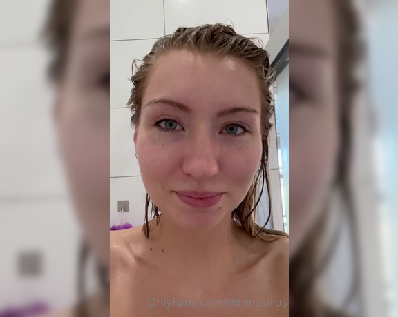 Emma Sirus aka emmasirus OnlyFans Video - Heres a little shower update about filming