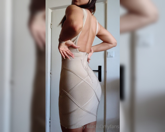 Kristy Black aka kristyblack OnlyFans Video - These dress are my absolute favourite, so classy and fancy looking  Shame there is no