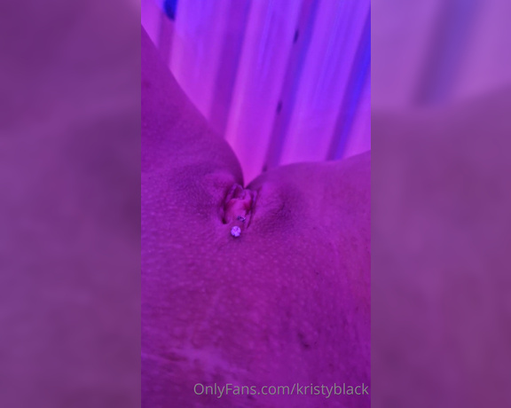 Kristy Black aka kristyblack OnlyFans Video - How can my pussy be so wet all the time