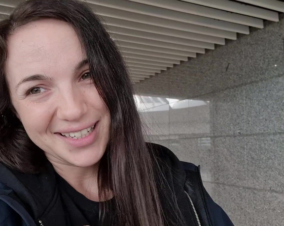 Kristy Black aka kristyblack OnlyFans Video - Just waiting at the airport for my flight to Montenegro to shoot a loooot of stuff