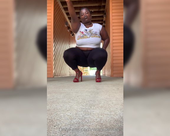 Niamilkmarie aka niamilkmarie OnlyFans Video - You think I look good in heels