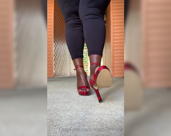 Niamilkmarie aka niamilkmarie OnlyFans Video - You think I look good in heels