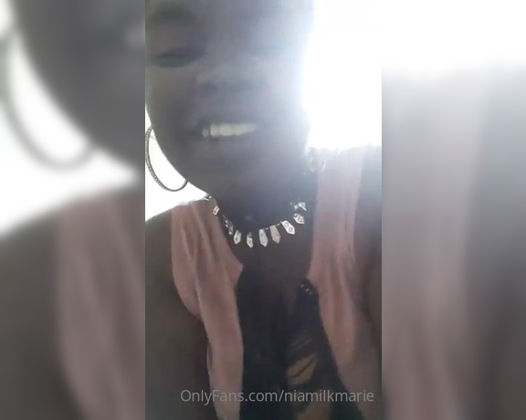 Niamilkmarie aka niamilkmarie OnlyFans Video - Hey YAL