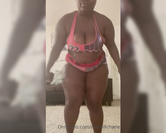 Niamilkmarie aka niamilkmarie OnlyFans Video - Lonely Lonely Baby