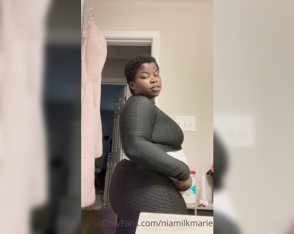 Niamilkmarie aka niamilkmarie OnlyFans Video - Hey Yal