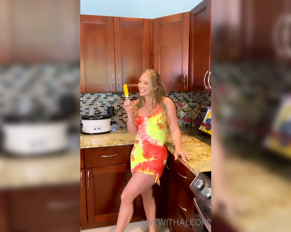 AJ Applegate aka ajapplegatevip OnlyFans Video - I always have so much fun shooting for AJSMERCH