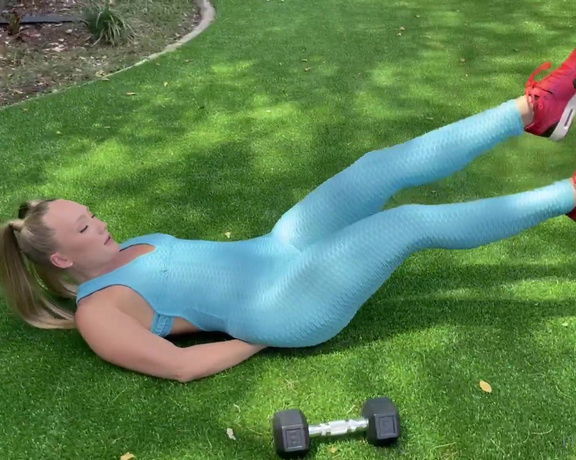 AJ Applegate aka ajapplegatevip OnlyFans Video - Are you ready to make that core burn  Heres a killer ab workout for you