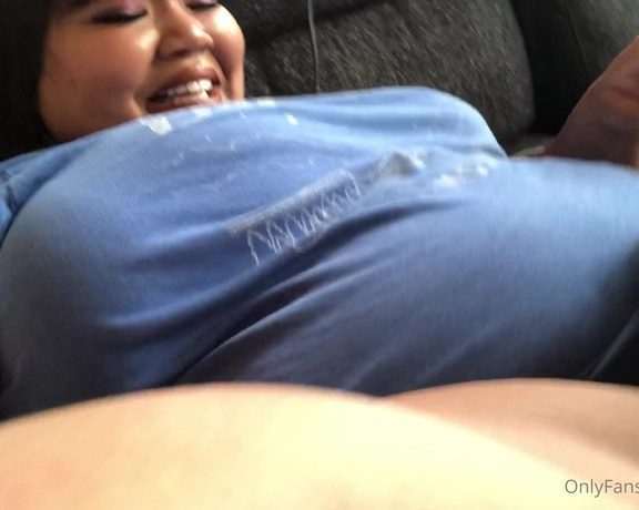 Mila Loves aka milaloves OnlyFans Video - Pussy motorboating, eating, and penetration  After giving instructions to relax for the weekend, we find