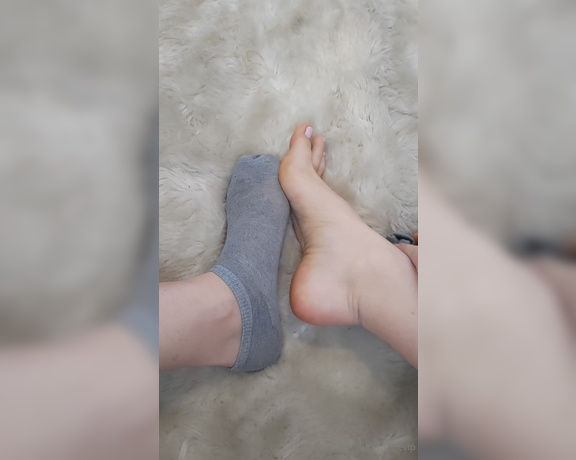 Lucy Tisane aka lucytisanevip OnlyFans Video - Fresh pedicure