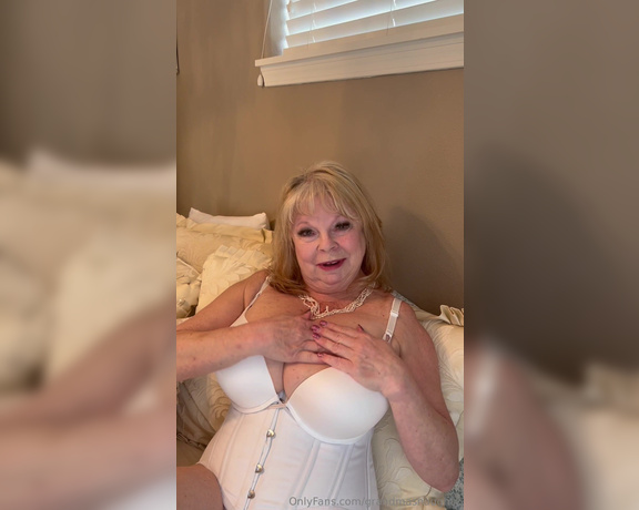 GrandmasNaughty aka grandmasnaughty OnlyFans Video - I know the real reason you snuck in here