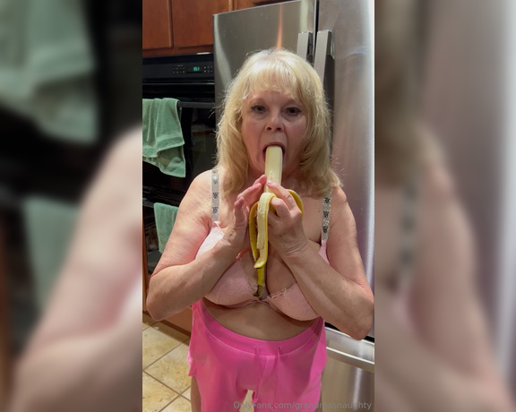 GrandmasNaughty aka grandmasnaughty OnlyFans Video - I love bananas