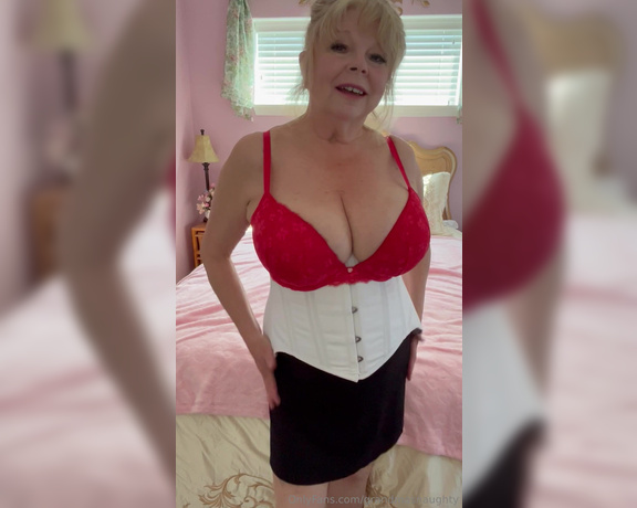 GrandmasNaughty aka grandmasnaughty OnlyFans Video - My first ever anal PPV was just sent So check your messages to see me play