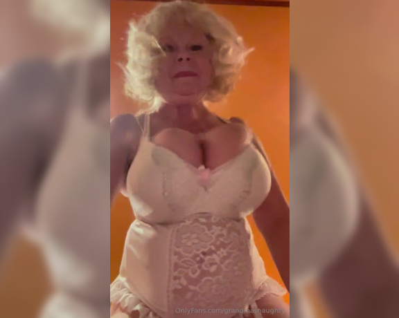 GrandmasNaughty aka grandmasnaughty OnlyFans Video - Leaked grandmasnaughty 8044