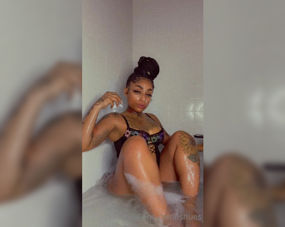 Ishues aka ishues OnlyFans Video - Relaxing