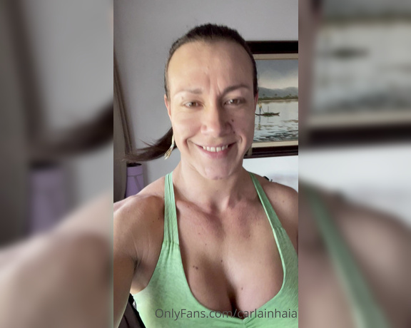 Carla Inhaia aka carlainhaia OnlyFans Video - Hi my loves, I got very hot making a treadmill