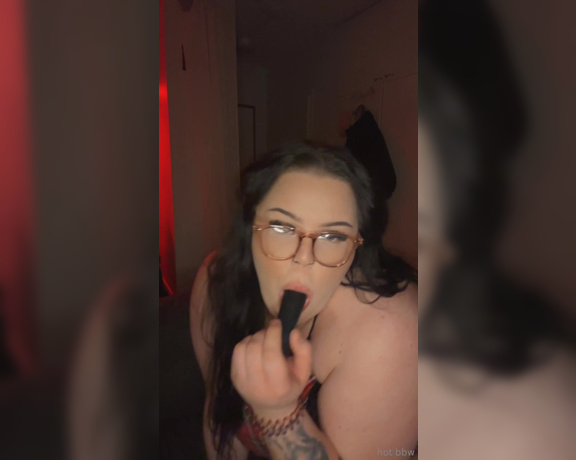 Kristiinajensku aka kristiinajensku OnlyFans Video - Jos on näin tuhma koulutyttö niin pitäis kyllä jonkun tulla rankasemaan mua ehkä antaa piiskaa tai