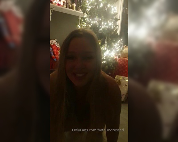 Beth Bennett aka bethundressed OnlyFans Video - peeking at the presents JOI vid