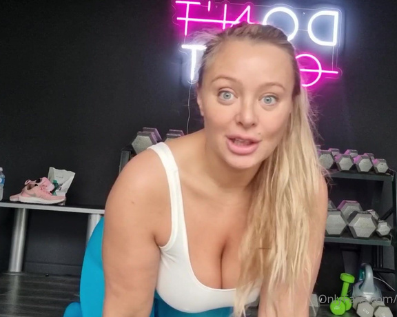 Beth Bennett aka bethundressed OnlyFans Video - leggings pervert