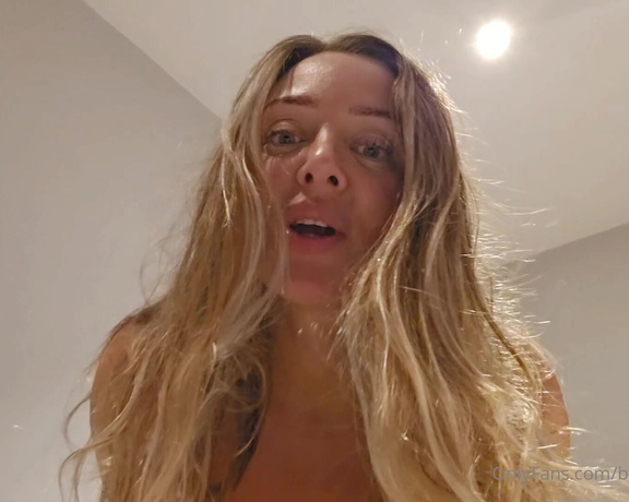 Beth Bennett aka bethundressed OnlyFans Video - SLAVES Mistress demands your attention