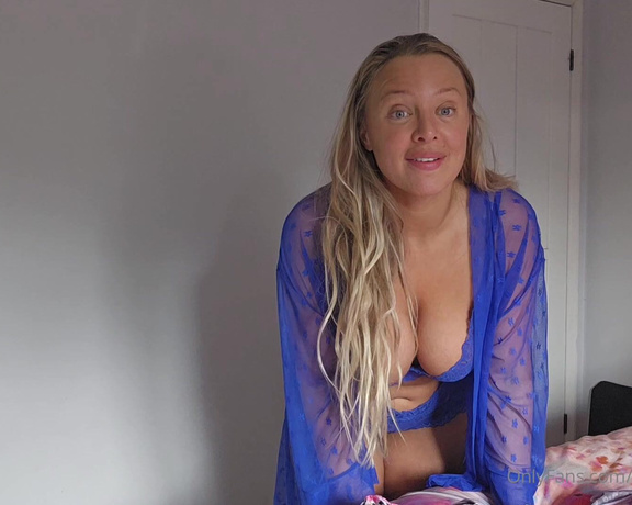 Beth Bennett aka bethundressed OnlyFans Video - hey friend