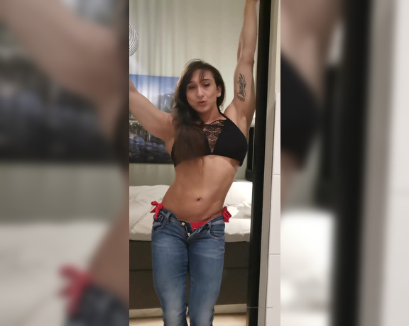 Karyn Bayres aka labayresonfire OnlyFans Video - Quieres ver más Conéctate ya mismo