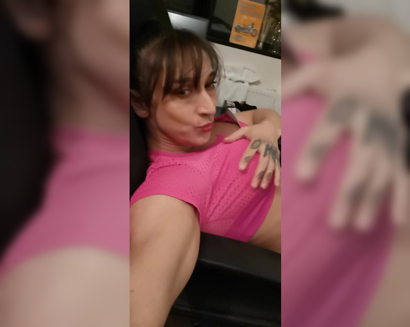 Karyn Bayres aka labayresonfire OnlyFans Video - Outfit pink sexy sport