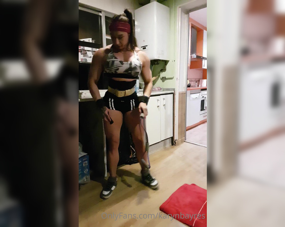 Karyn Bayres aka labayresonfire OnlyFans Video - Shoulders day _ home workout