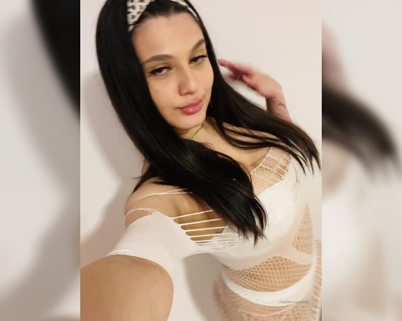 Daisy Dray aka mydaisydolly OnlyFans Video - Making my pretty pussy cum with my favorite vibrator fingers, too in my favorite white dress