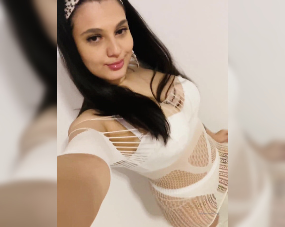 Daisy Dray aka mydaisydolly OnlyFans Video - Making my pretty pussy cum with my favorite vibrator fingers, too in my favorite white dress