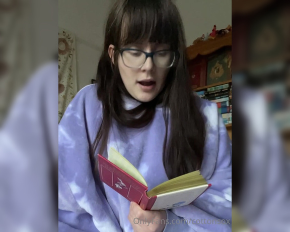 Alice CottonSox aka cottonsox OnlyFans Video - Seeing how long I can read while grinding on a vibe This is a very unflattering