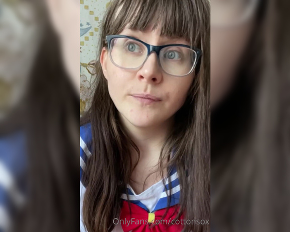 Alice CottonSox aka cottonsox OnlyFans Video - Little chat with my favourite people