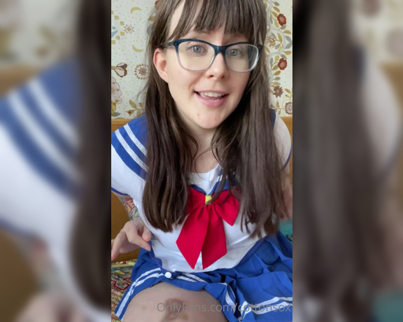 Alice CottonSox aka cottonsox OnlyFans Video - Little chat with my favourite people