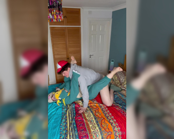 Alice CottonSox aka cottonsox OnlyFans Video - The evidence of techboy cutting my Snorlax onesie