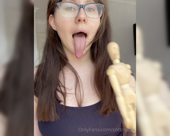 Alice CottonSox aka cottonsox OnlyFans Video - I had a request to measure my tongue and so thats what this is  love