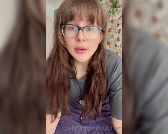 Alice CottonSox aka cottonsox OnlyFans Video - Wanna sit there for a few minutes while I ramble at you about nothing in particular