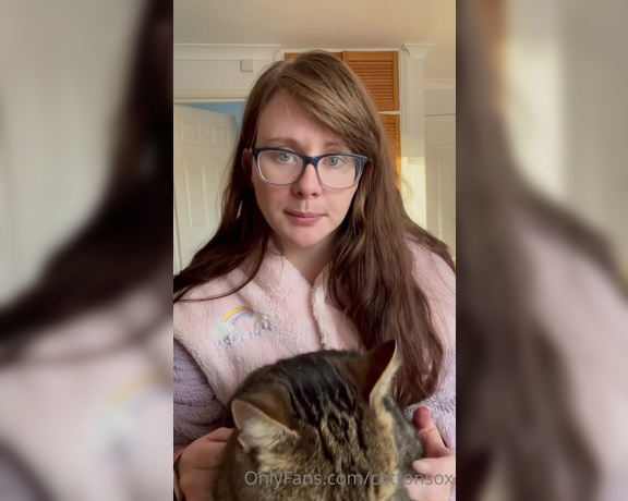 Alice CottonSox aka cottonsox OnlyFans Video - Hihihihi small non sexy update again  Love u