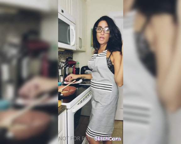 Imanxo aka imanxo OnlyFans Video - My neighbor was so kind amp gave me one of his eggs