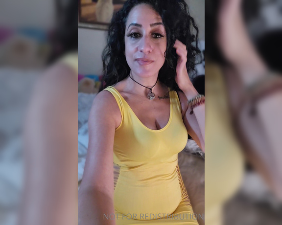 Imanxo aka imanxo OnlyFans Video - Do you want me to get fcked in this yellow sharmootah dress