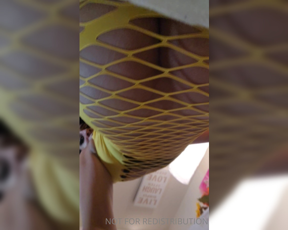 Imanxo aka imanxo OnlyFans Video - Do you want me to get fcked in this yellow sharmootah dress