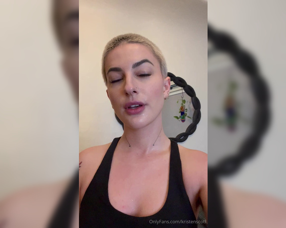 Kristen Scott aka kristenscott OnlyFans Video - Cum work up a sweat with me